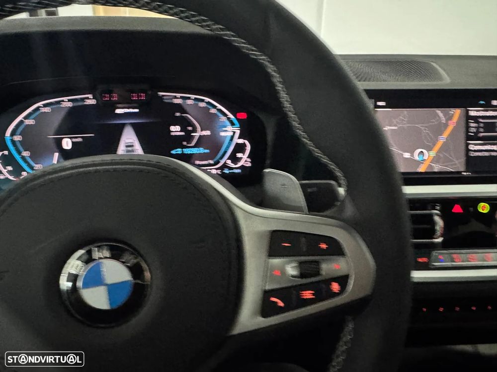 BMW 330 e Pack M Auto - 19