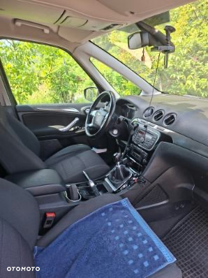 Ford Galaxy - 7