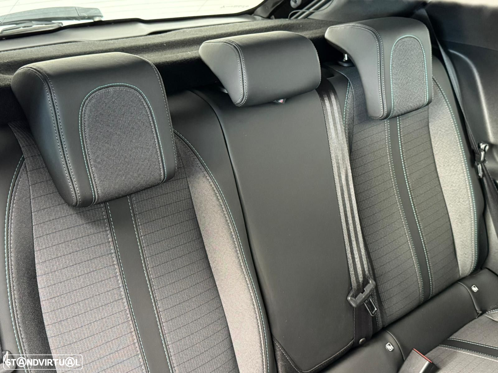 Peugeot e-208 50 kWh Allure Pack - 24