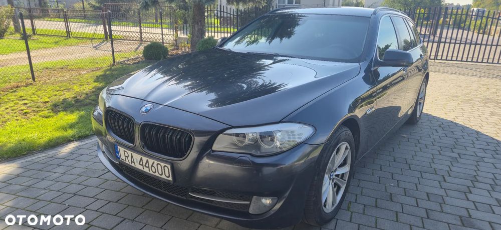 BMW Seria 5 520d Touring - 2