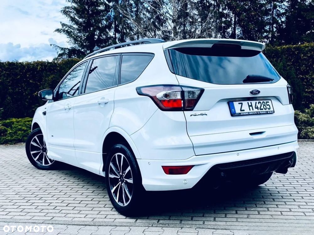 Ford Kuga 2.0 TDCi AWD ST-Line - 19
