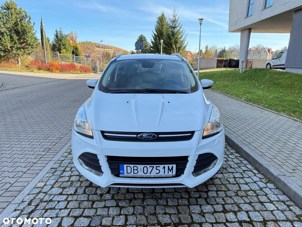 Ford Kuga 1.5 EcoBoost 2x4 Titanium - 2