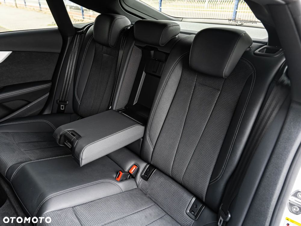 Audi A5 Sportback 40 TDI S tronic S line - 28