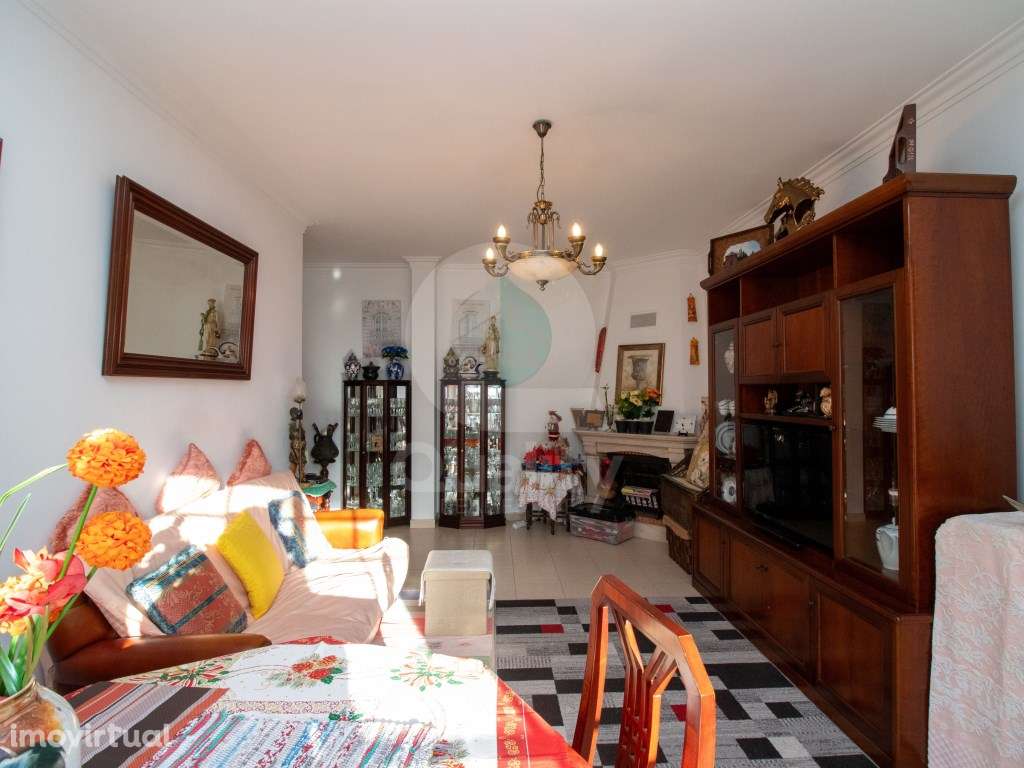 T2+2 Duplex com Parqueamento - Grande imagem: 4/36