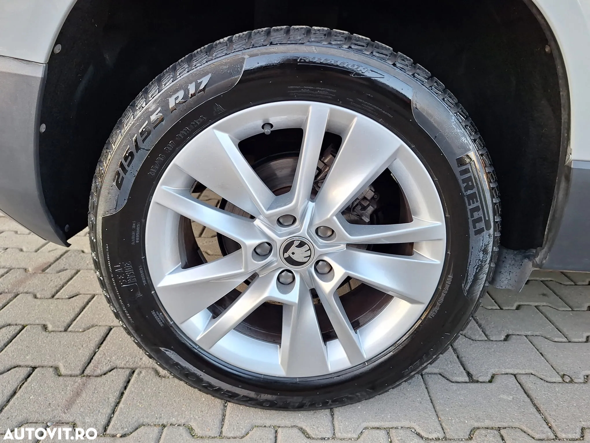 Skoda Karoq 1.5 TSI Ambition - 10