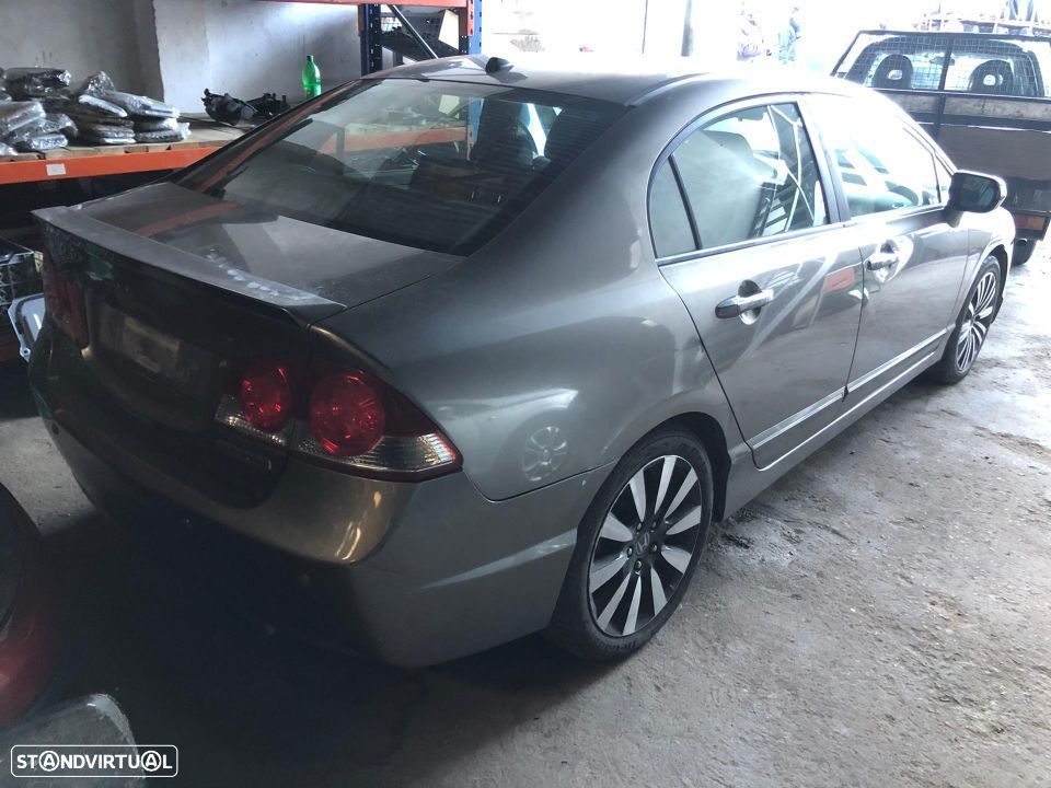 Honda Civic 1.3 DSI I-VTEC Hybrid de 2008 para peças - 3