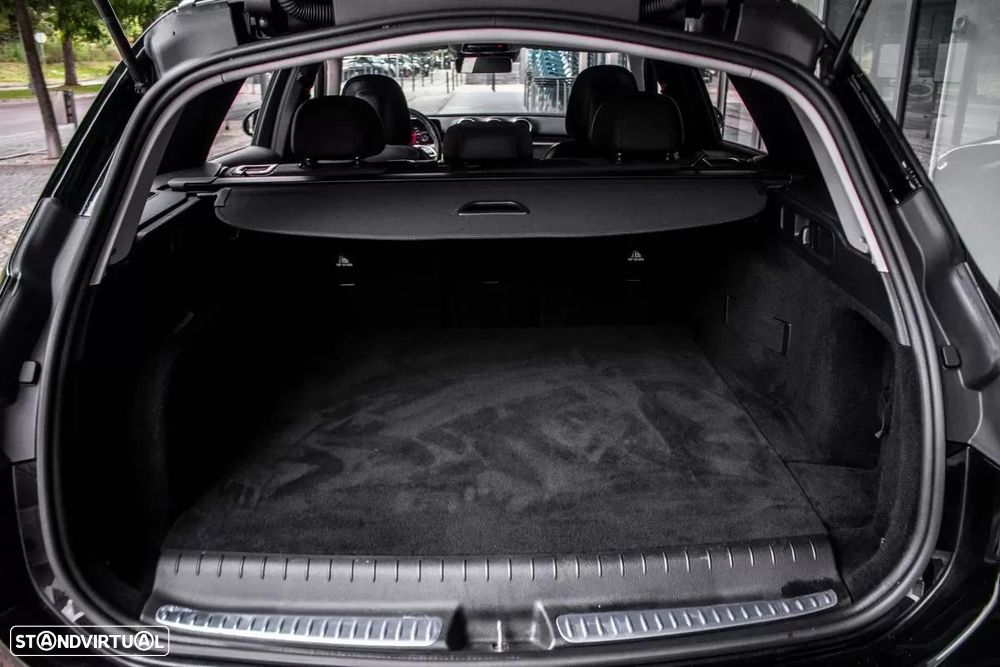 Mercedes-Benz C 300 e Avantgarde - 28