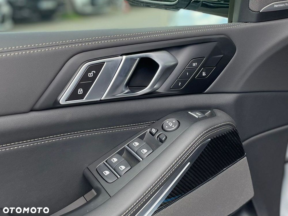 BMW X5 - 16