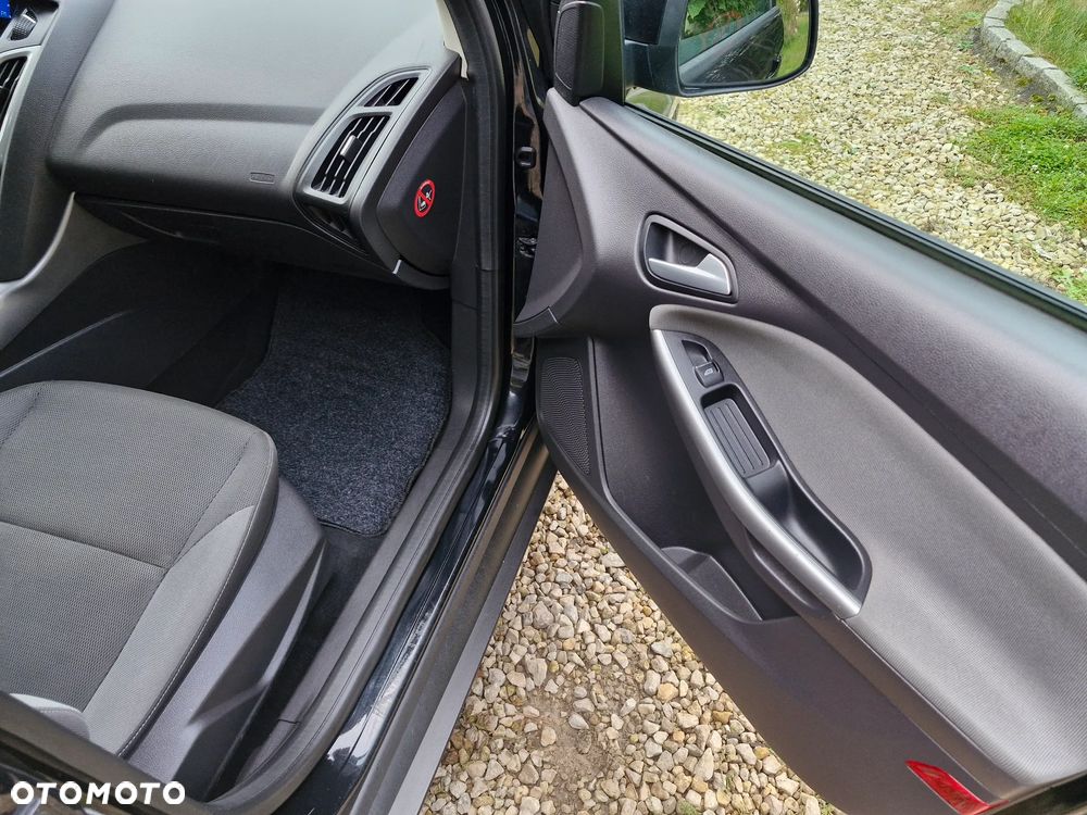 Ford Focus 1.6 TI-VCT Champions Edition - 20