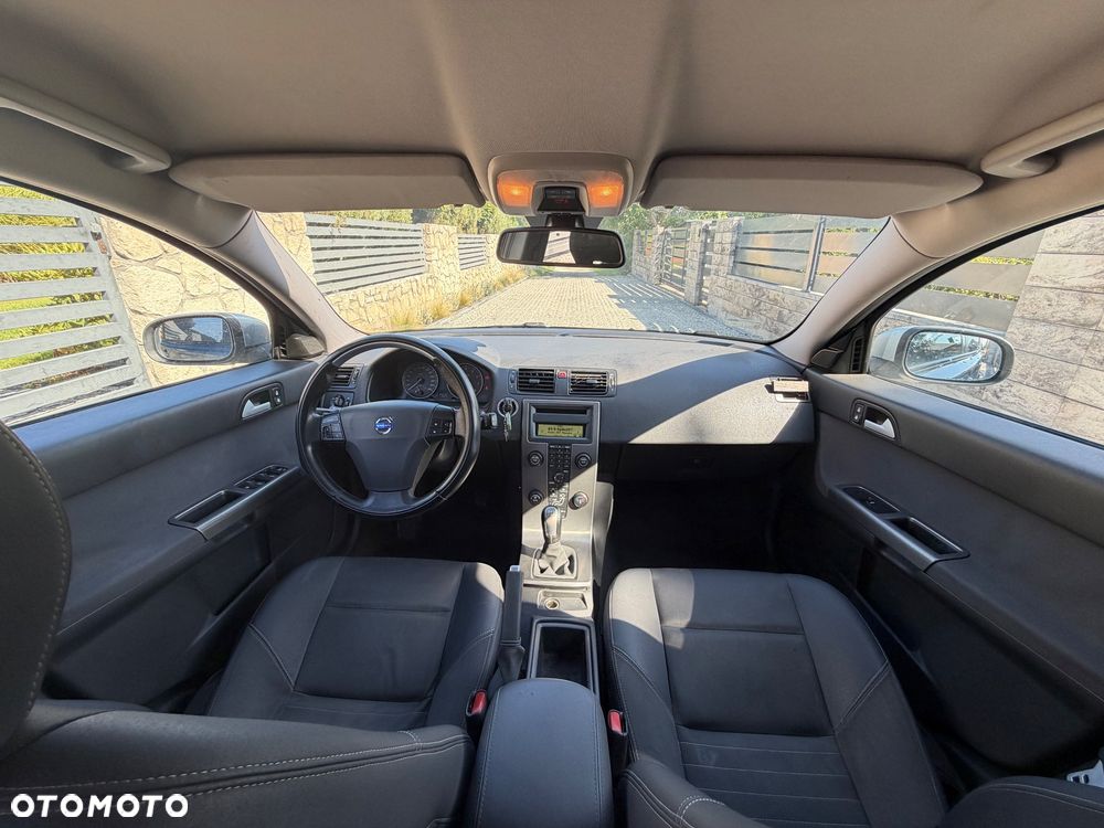 Volvo V50 2.0 Momentum - 8