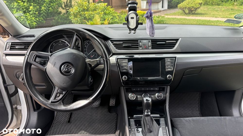 Skoda Superb 2.0 TDI Style DSG - 7