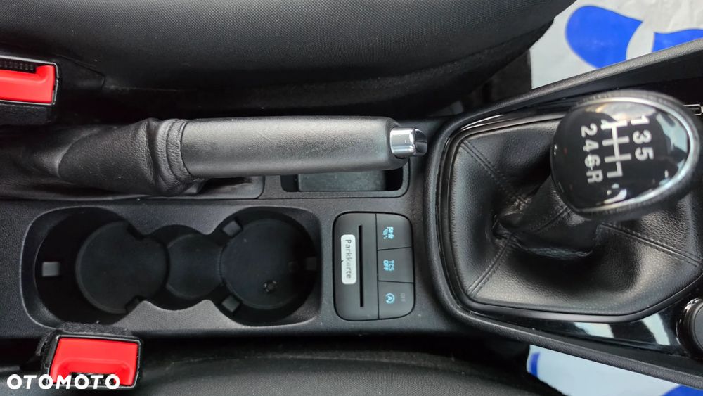 Ford Fiesta 1.5 TDCi S&S TREND - 31
