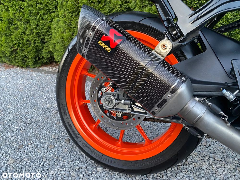 KTM RC 125 - 8