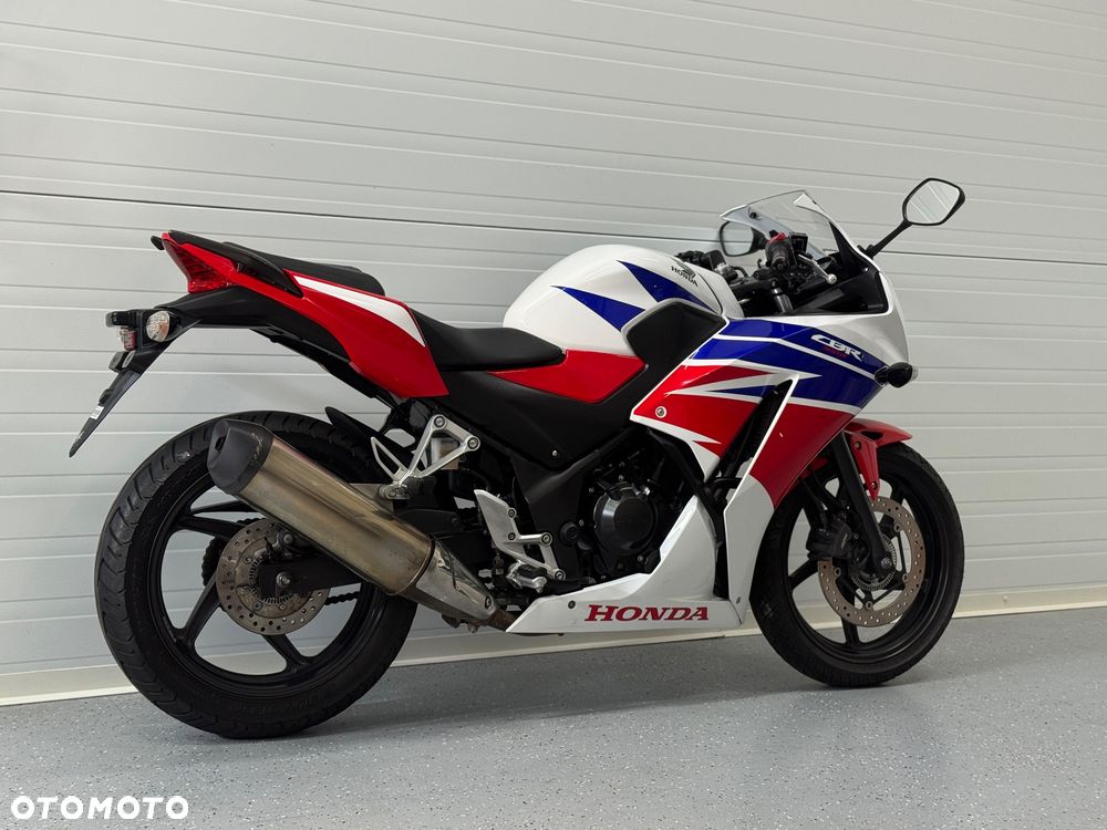 Honda CBR - 3