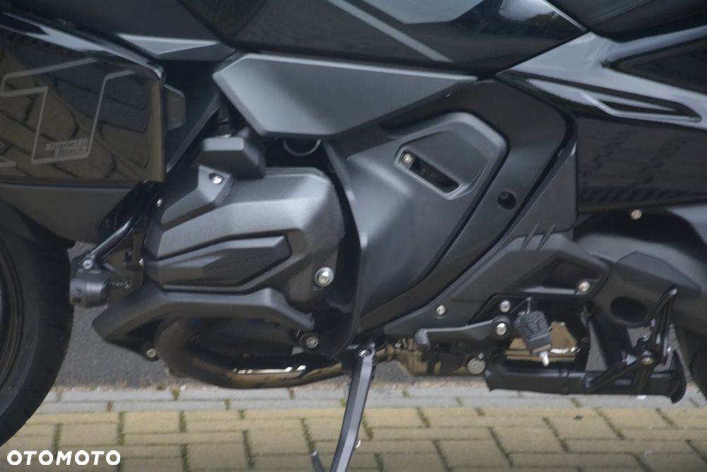 BMW RT - 12