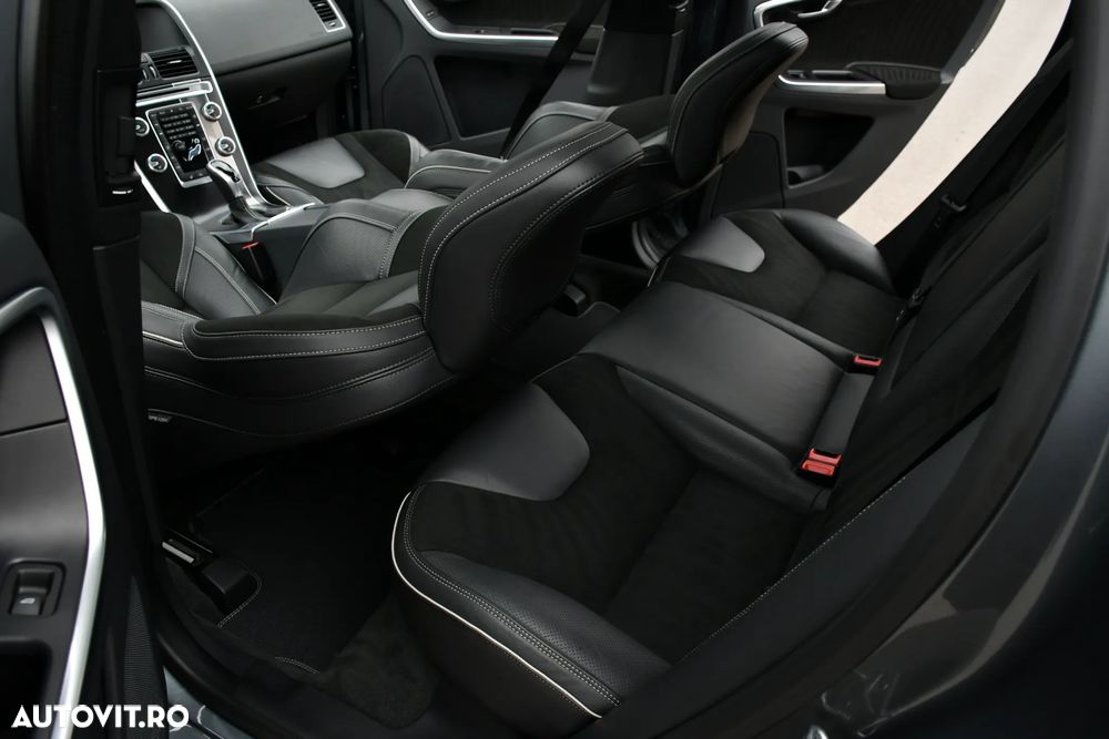 Volvo XC 60 D4 AWD Geartronic Summum - 30