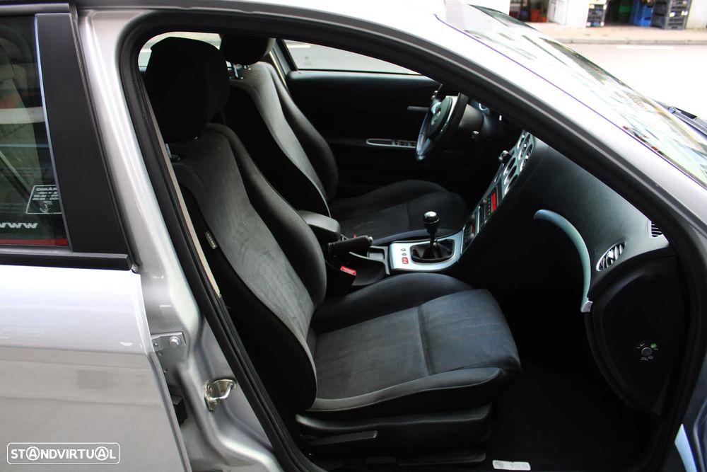 Alfa Romeo 159 1.9 JTDM 16V - 7