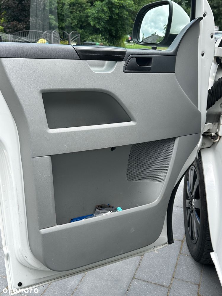 Volkswagen Transporter - 15