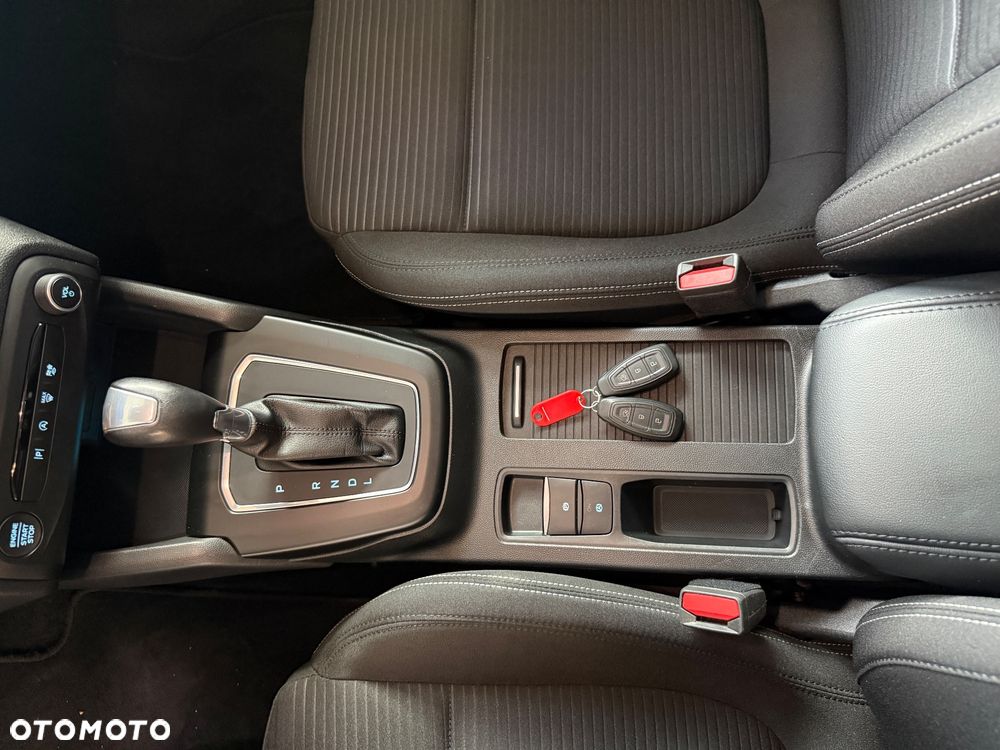 Ford Focus 1.0 EcoBoost mHEV Titanium Style - 26