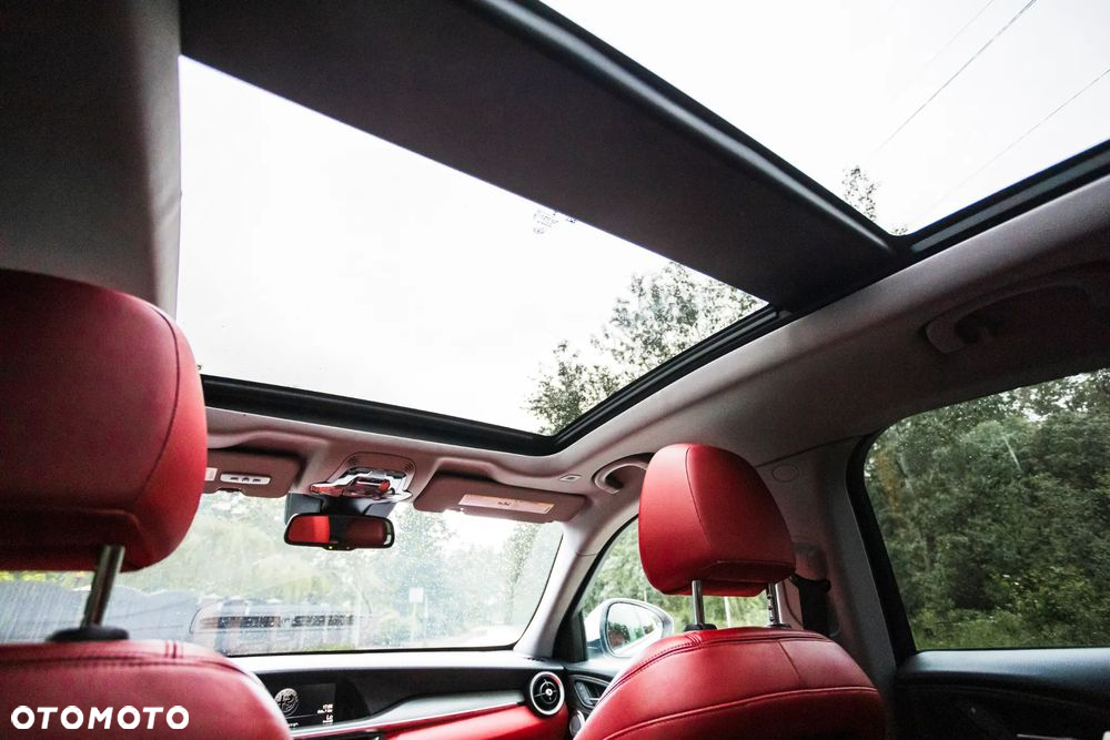 Alfa Romeo Stelvio 2.0 Turbo TI Q4 - 29
