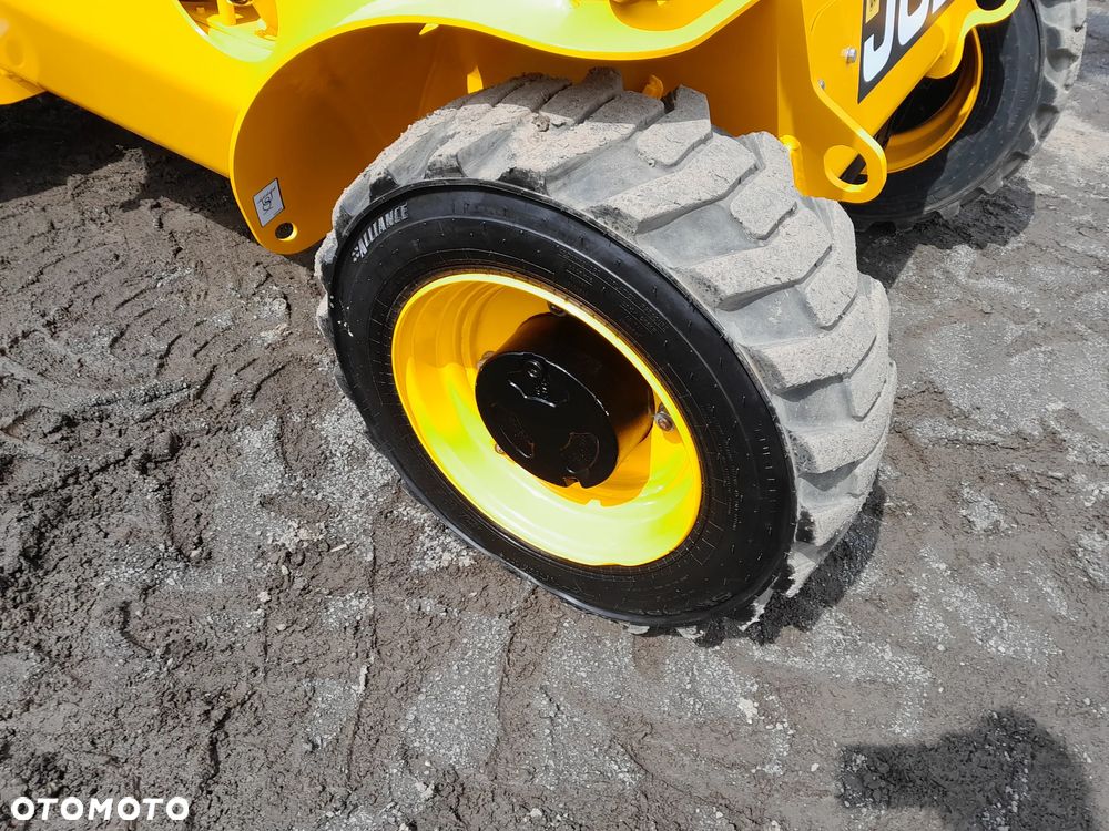 JCB 520-40 - 17