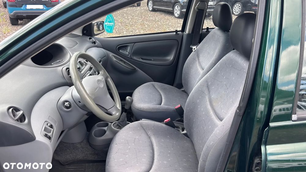 Toyota Yaris 1.0 Luna - 17
