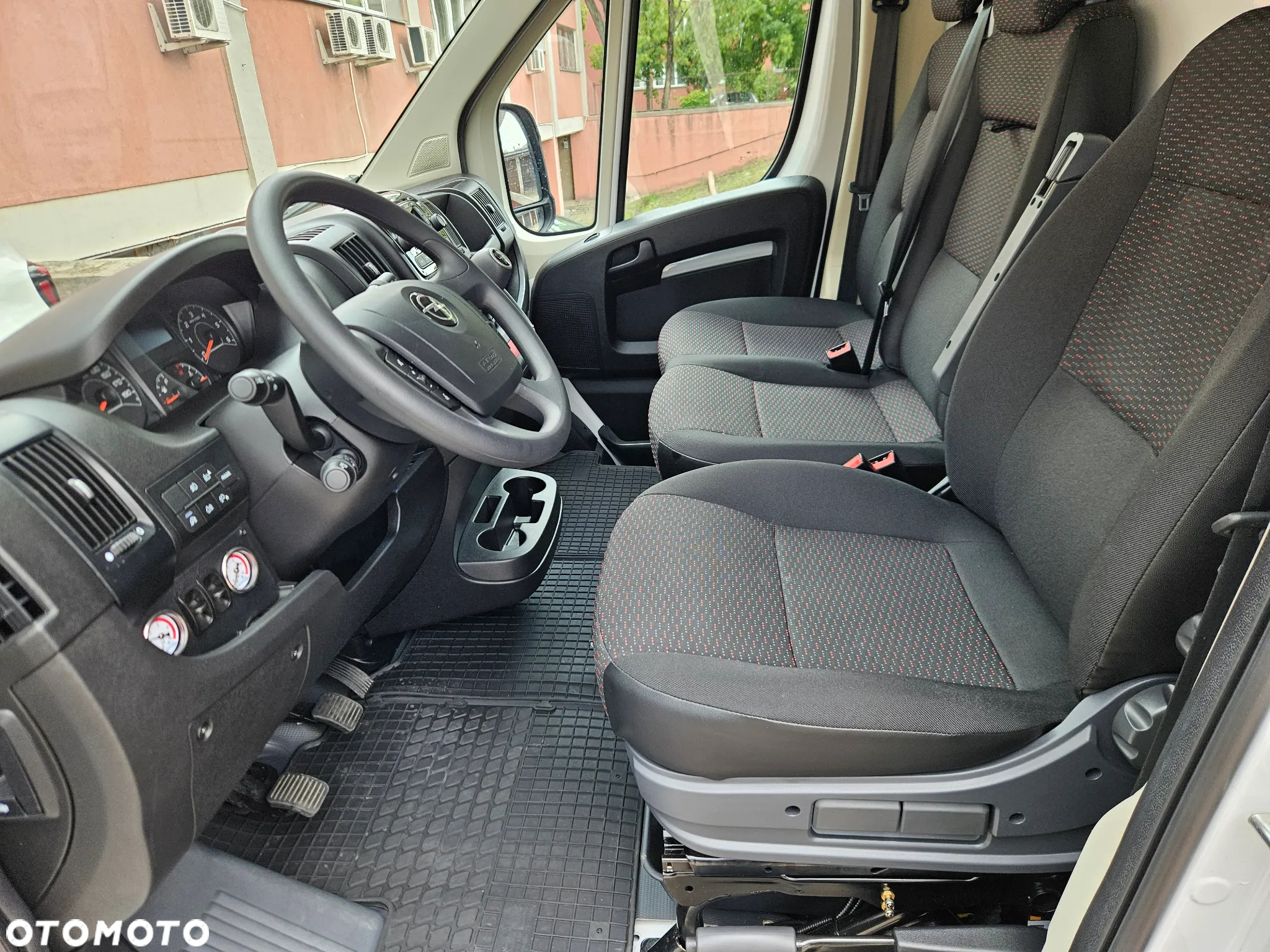 Opel MOVANO - 14
