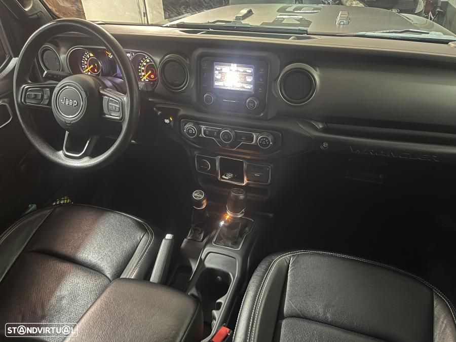 Jeep Wrangler 2.0 T-GDI AWD Auto Sport - 26