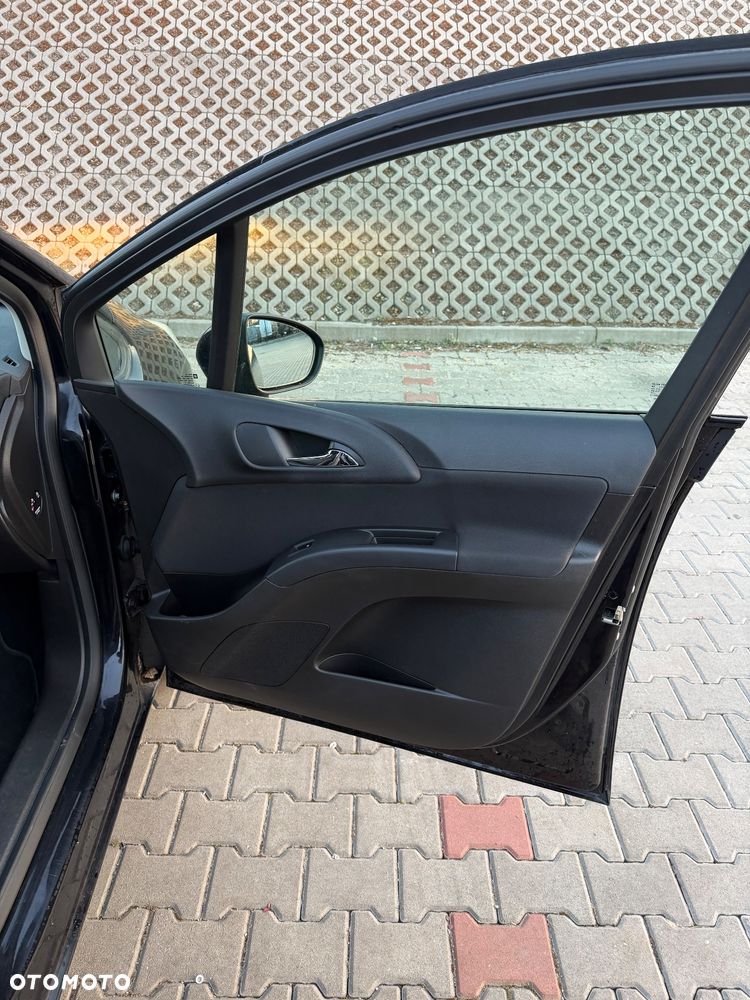 Opel Meriva 1.4 T Edition 150 - 14