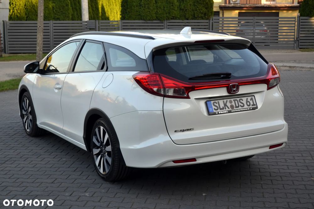 Honda Civic 1.8 i-VTEC Comfort - 9