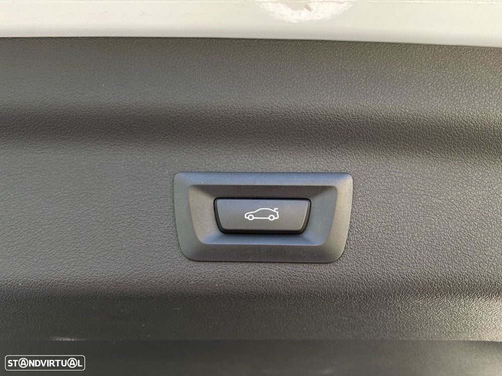 BMW X1 sDrive18d - 17