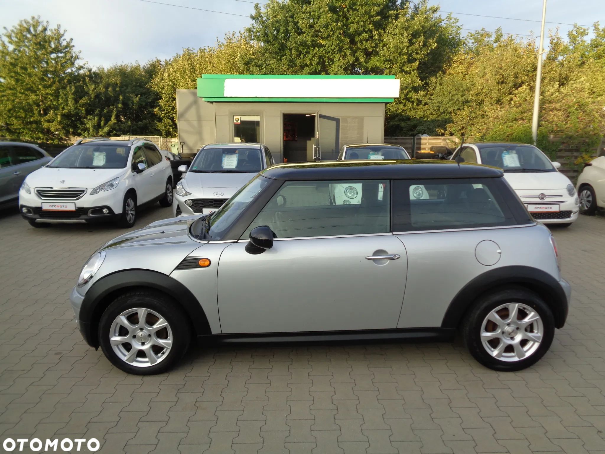 MINI Cooper - 1