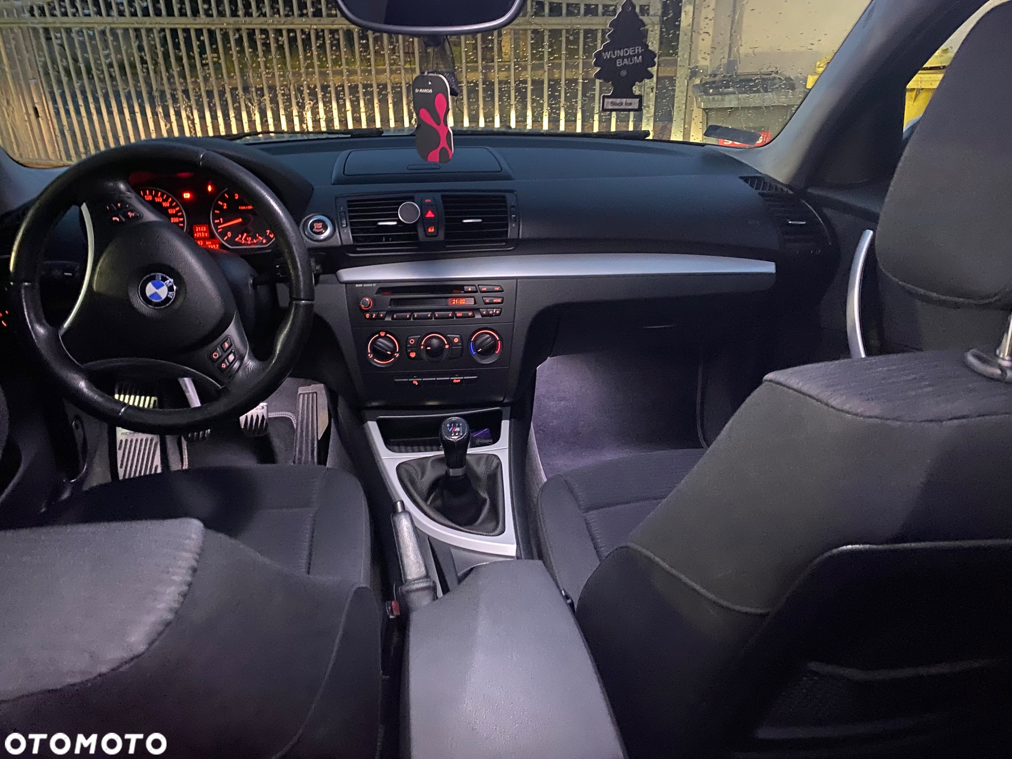 BMW Seria 1 118i - 10