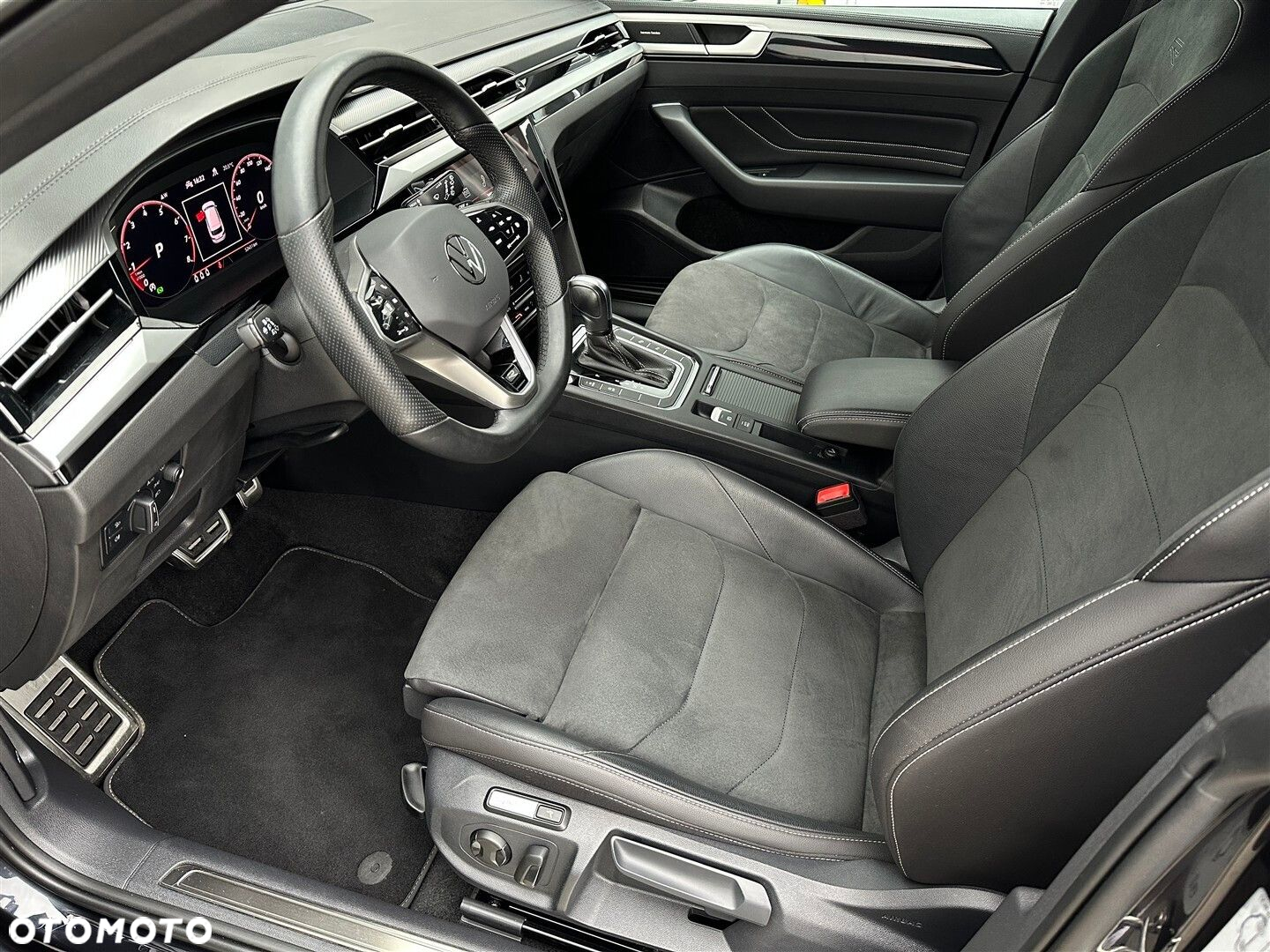 Volkswagen Arteon 2.0 TSI Elegance DSG - 9