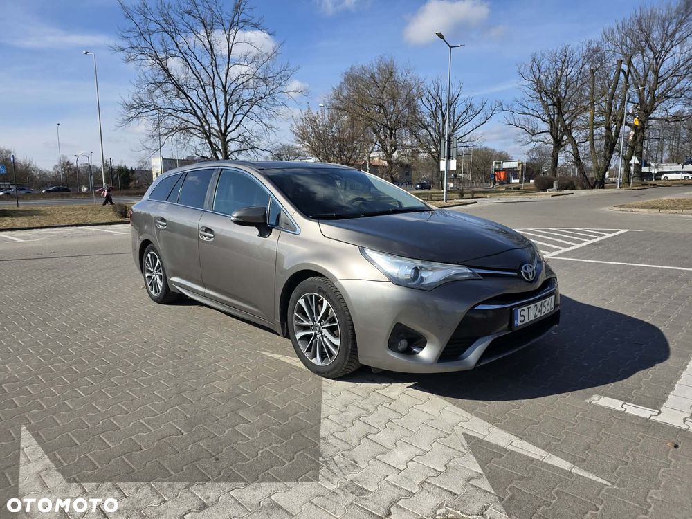 Toyota Avensis 1.8 Prestige MS - 2