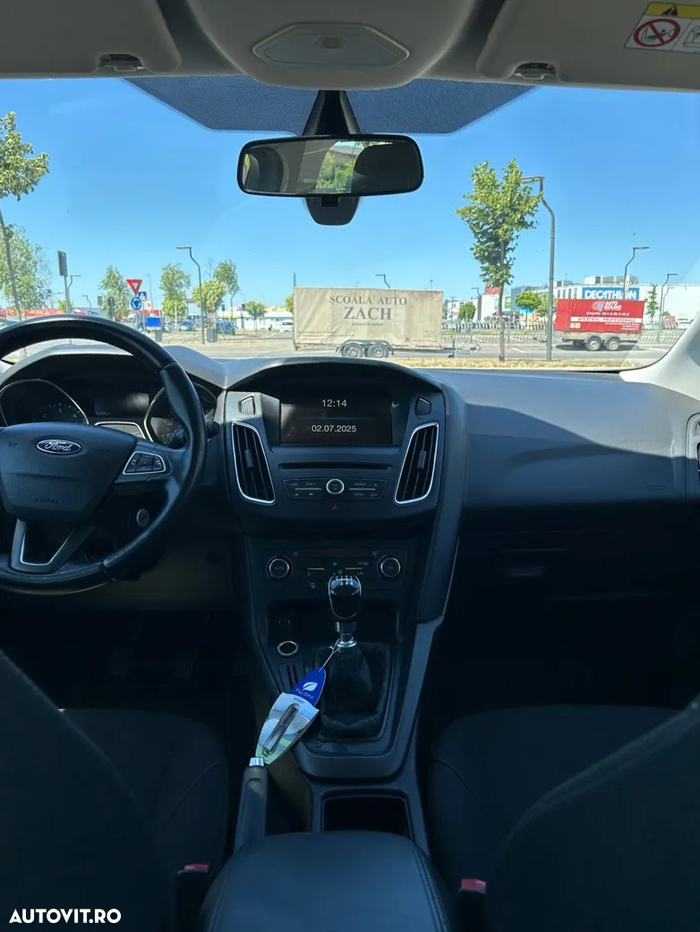 Ford Focus 1.6 TDCi DPF Trend - 10
