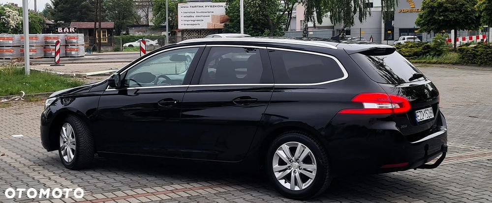 Peugeot 308 BlueHDi 130 Stop & Start Allure Business-Paket - 6