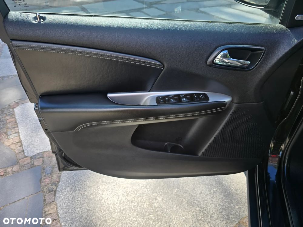 Fiat Freemont 2.0 Multijet 16V DPF Automatik Allrad Black Code - 31