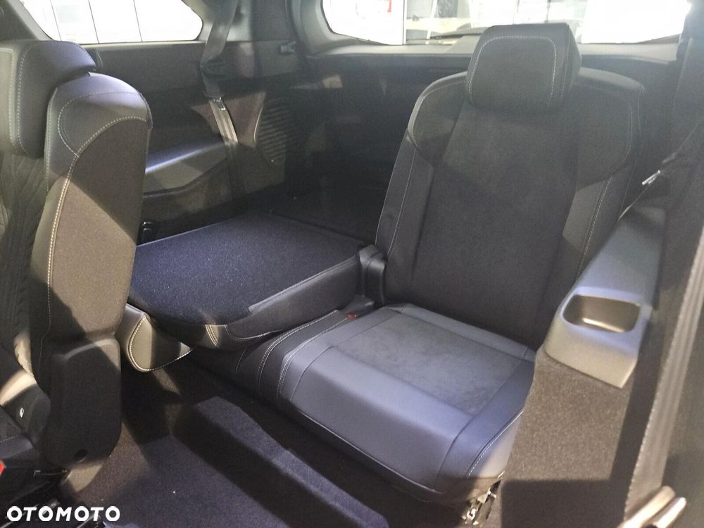 Peugeot 5008 - 13