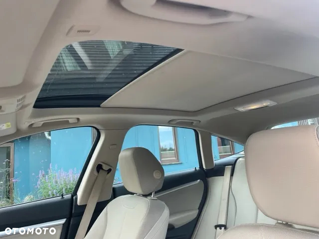 BMW Seria 3 318d Touring Luxury Line - 4