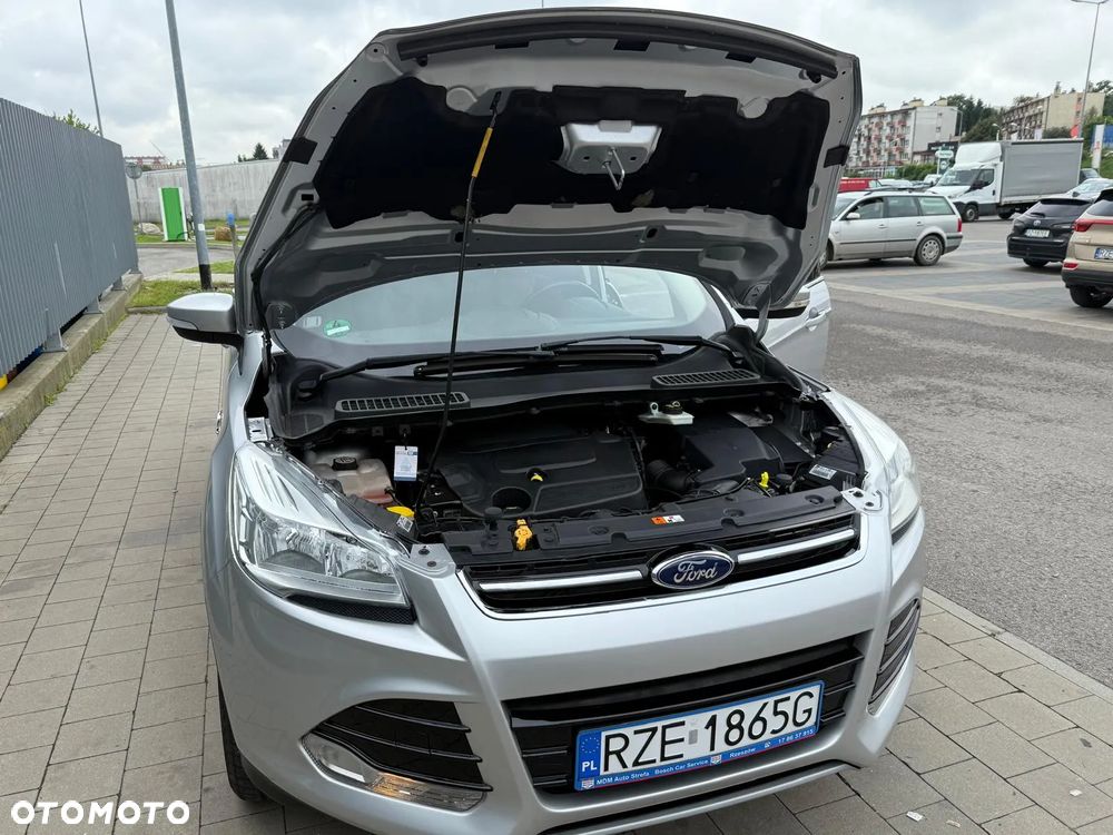 Ford Kuga 2.0 TDCi 2x4 SYNC - 13