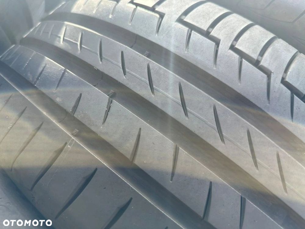 235/50/19 Continental Premium 6_6,5mm_4szt_(384) - 6