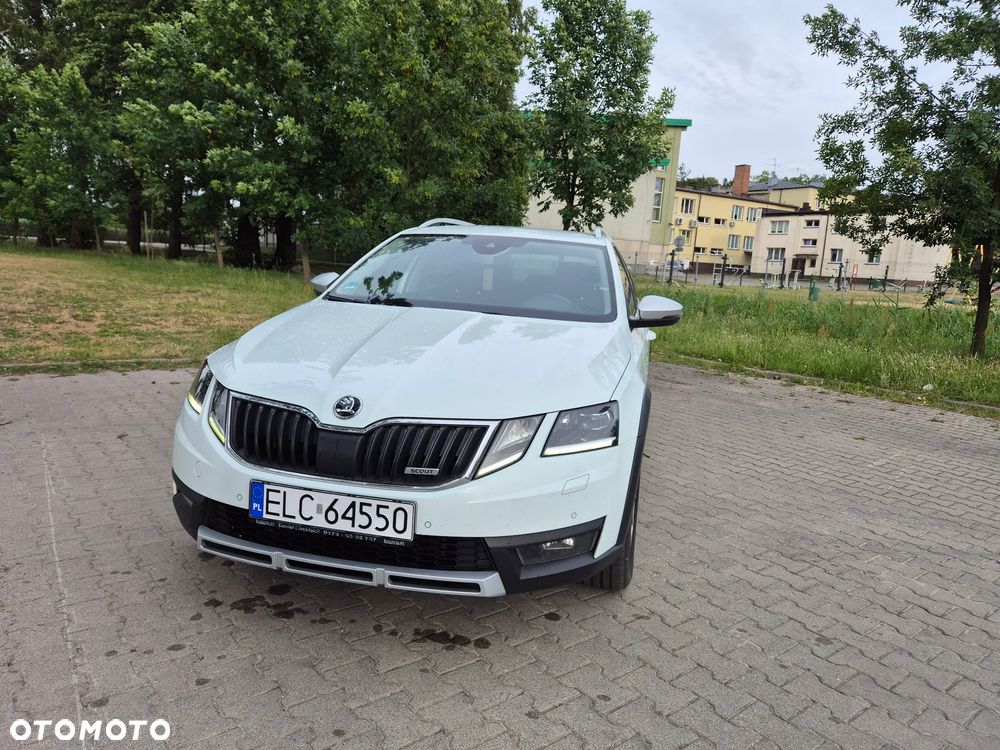 Skoda Octavia 2.0 TDI 4x4 Ambition DSG - 5