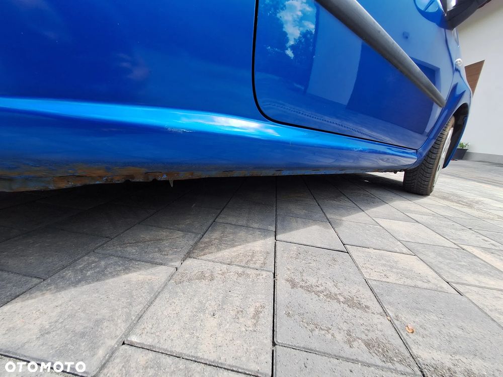 Peugeot 107 1.0 Urban Move Euro5 - 12