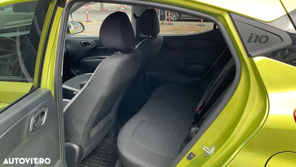 Hyundai i10 1.2 l 79 CP AMT Highway - 19