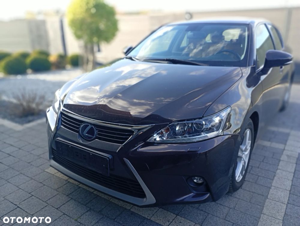 Lexus CT - 16