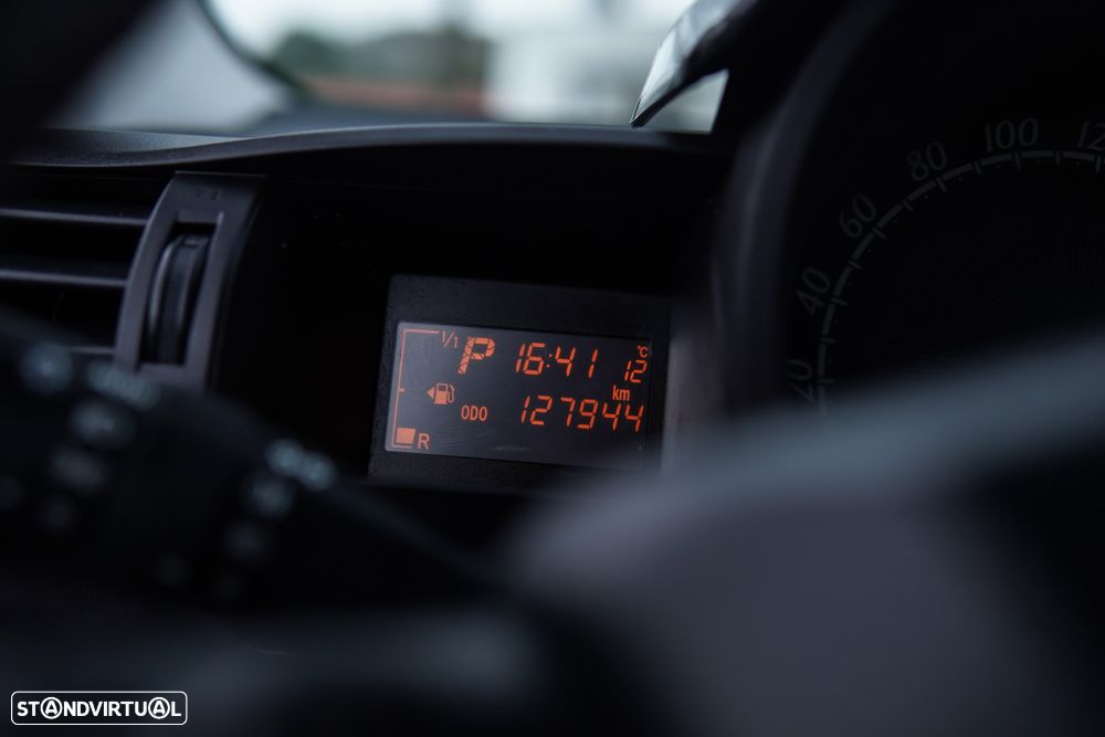 Toyota iQ 1.0 VVT-i 2 MultiDrive EP+NAVI+Bluetooth - 40