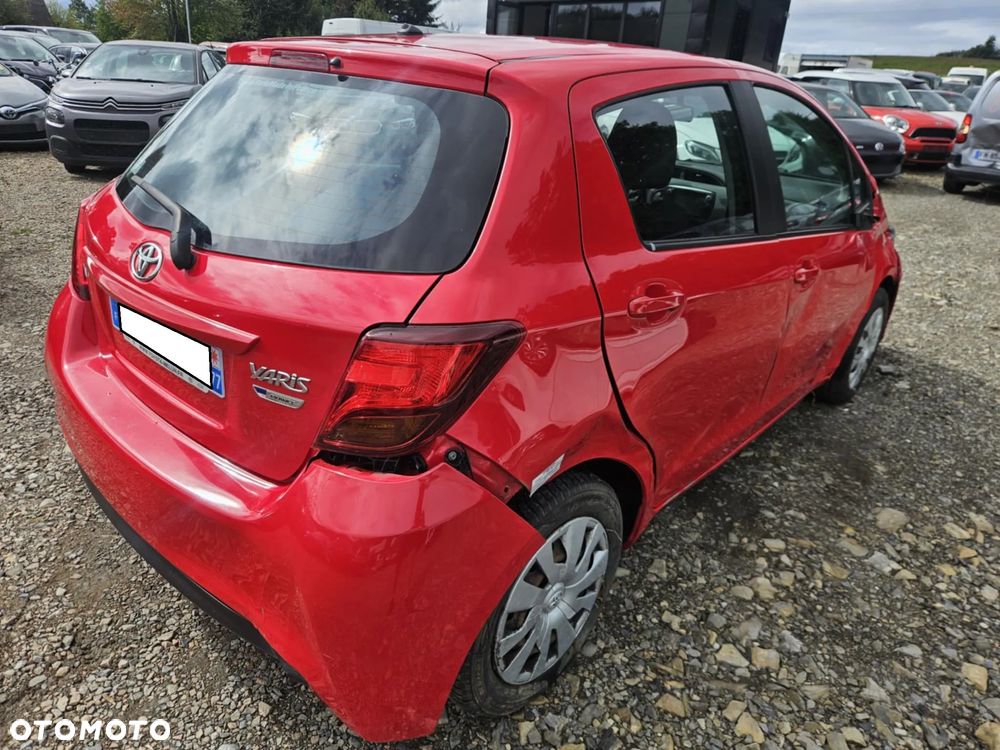 Toyota Yaris 1.0 Premium EU6 - 7