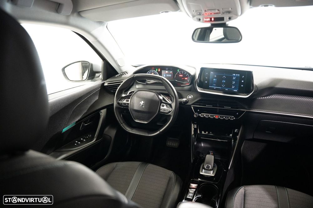 Peugeot 2008 1.5 BlueHDi Allure EAT8 - 4