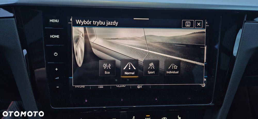 Volkswagen Arteon 2.0 TDI R-Line DSG - 32